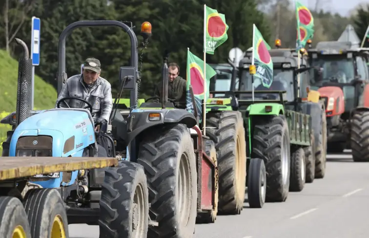 corredor de tratores